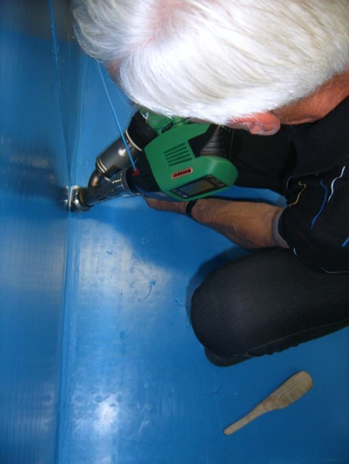 Lót nhựa bảo vệ bê tông kiểu HydroClick